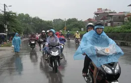 Các tỉnh miền Bắc có mưa lớn, miền Trung bớt nắng nóng