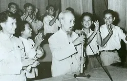 THTT: Giao lưu nghệ thuật "Những ngọn cờ đầu"