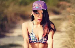 Lee Hyo Ri nổi loạn với bikini