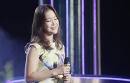 Baek Ji Young thể hiện ca khúc hit trên sân khấu Ngôi sao Việt
