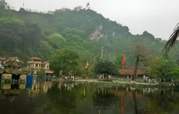 Tháng 3, nhớ hội chùa Thầy... 