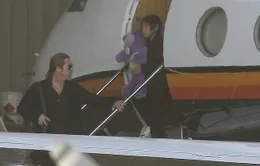 Brad Pitt đưa Pax Thiên sang Úc quảng bá phim 