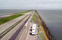 Hùng vĩ đê biển Afsluitdijk –Hà Lan