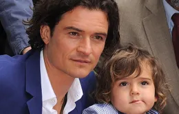 Orlando Bloom nhận Sao danh vọng cùng con trai 