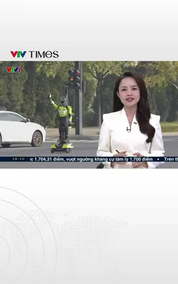 Trung Quốc: Robot cảnh sát giao thông ra phố 