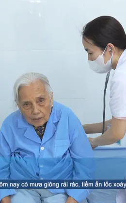 Đề xuất hỗ trợ lương tối thiểu cho cán bộ y tế