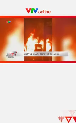 TP. Hồ Chí Minh: Xe khách 16 chỗ bốc cháy dữ dội, trơ khung sau 10 phút