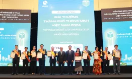 10 giải thưởng Thành phố thông minh Việt Nam 2024 được trao cho 6 đô thị