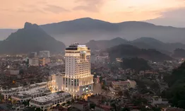 Cực Bắc Tổ quốc - Hà Giang có khách sạn 5 sao đầu tiên được trao chứng nhận