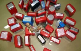 Ninh Bình tạm giữ 3 đối tượng làm giả con dấu, hồ sơ xin việc để trục lợi