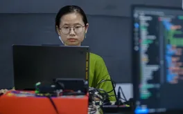 Ngành IT tiếp tục dẫn đầu về thu nhập, nhiều vị trí vượt 100 triệu đồng/tháng