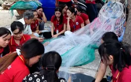 Phụ nữ làng biển đưa di sản quê hương thành sinh kế du lịch