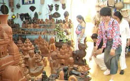 Làng gốm Chăm Bàu Trúc phát triển sinh kế từ du lịch làng nghề