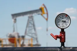Giá xăng dầu hôm nay (5-7): Giá dầu thế giới chờ tín hiệu từ Mỹ và Iran