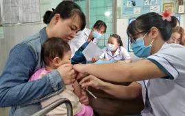 Đồng Nai đề xuất tiêm vaccine phòng bệnh sởi cho trẻ từ 6 - 9 tháng tuổi