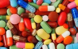 Cảnh báo nguy hiểm do tự ý mua thuốc điều trị