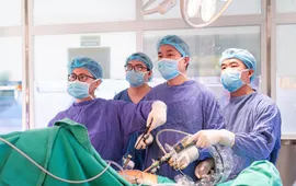 Tự chữa chướng bụng tại nhà, suýt lỡ thời điểm vàng trị ung thư