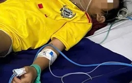 Bé 9 tuổi nhập viện nguy kịch vì vết thương tưởng như vô hại