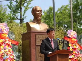 President Ho Chi Minh honoured in RoK on 136th birth anniversary