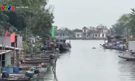 Huế chưa chấm dứt tình trạng "du cư trên nước"