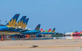 Giá nhiên liệu bay tăng cao, ngành hàng không bàn phương án ứng phó