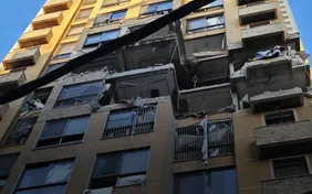 Israel nã pháo vào Lebanon, nhắm mục tiêu vào tòa chung cư ở trung tâm Beirut 