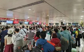 Sân bay Tân Sơn Nhất phục vụ 750 chuyến bay mỗi ngày dịp Giỗ Tổ, 30/4 và 1/5