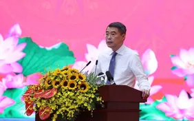 Thủ tướng phát động Phong trào thi đua quyết tâm thực hiện thắng lợi mục tiêu tăng trưởng bền vững “2 con số”