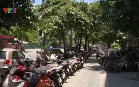 Dừng hoạt động điểm trông giữ xe trái phép khu vực ga Cát Linh