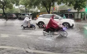 Cao điểm mưa lớn ở Bắc Bộ kéo dài đến sáng 25/7