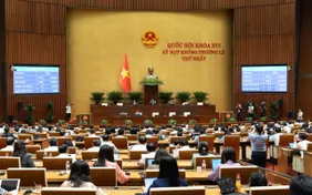 Chủ tịch Quốc hội Trần Thanh Mẫn ký chứng thực 9 nghị quyết Quốc hội khóa XVI