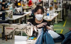 Làm thêm 45 giờ trong tháng có vi phạm quy định dù chưa vượt 200 giờ/năm?