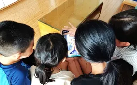 Phụ huynh, trẻ vị thành niên cần cẩn trọng với các nhóm mạng xã hội độc hại