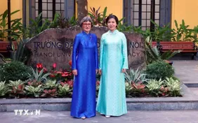 Phu nhân Tổng Bí thư, Chủ tịch nước Tô Lâm và Phu nhân Tổng thống Thụy Sĩ thăm Trường Đại học Dược Hà Nội
