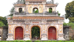 The land of heritage - Easy Vietnamese