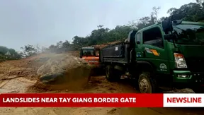 Landslides near Tay Giang border gate