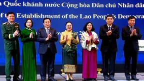 Vietnam accompanies Laos through 50 years of development