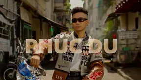 Phúc Du - Turning Life into Lines | Tune Box