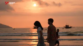 Sunrise at the Fishing Village | Speak Like a Local