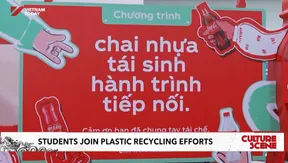 Students join plastic recycling efforts