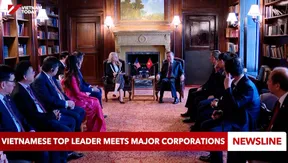 Vietnamese top leader meets major corporations
