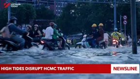 High tides disrupt Ho Chi Minh City traffic