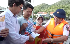 Vùng Cảnh sát biển 2 làm việc tại đảo Cù Lao Chàm