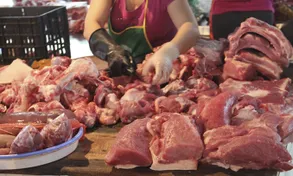 Giá thịt heo tăng kỷ lục