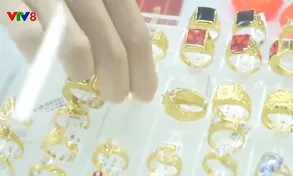 Tấp nập mua vàng ngày vía Thần Tài