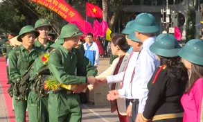 Hơn 2.500 thanh niên Đắk Lắk hăng hái nhập ngũ