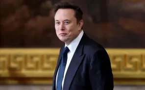 Tin đồn SpaceX sản xuất điện thoại Starlink bị Elon Musk bác bỏ