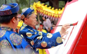 Mồng Ba Tết và sứ mệnh gìn giữ ngọn lửa trí tuệ của dân tộc