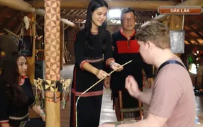 Buôn Akŏ Dhông trong cảm nhận của du khách quốc tế