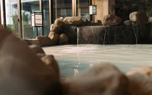 Ngâm nước nóng mỗi ngày có thể giảm nguy cơ đột quỵ và nhồi máu cơ tim